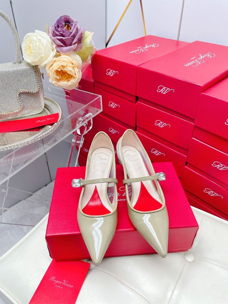 Roger Vivier flat shoes